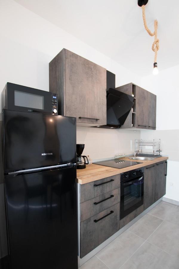 4 * Apartment Sunset Close To The Sea Kaštela Exterior foto