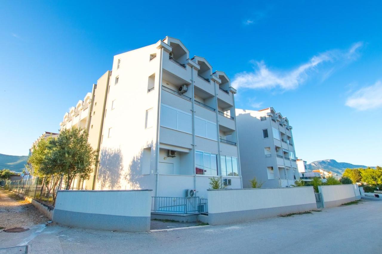 4 * Apartment Sunset Close To The Sea Kaštela Exterior foto